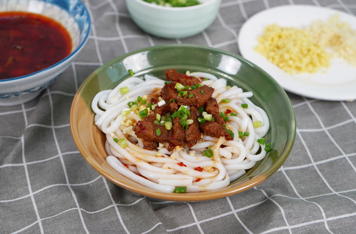 云城肉臊子粉培训